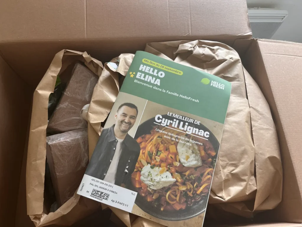 Contenu d'une livraison HelloFresh rangé par recettes